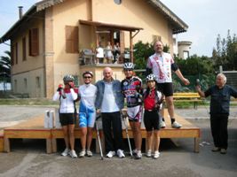 La premiazione dei vincitori della Pedalata del Santo